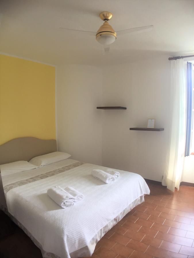 Hotel Fioroni Carate Urio Екстер'єр фото